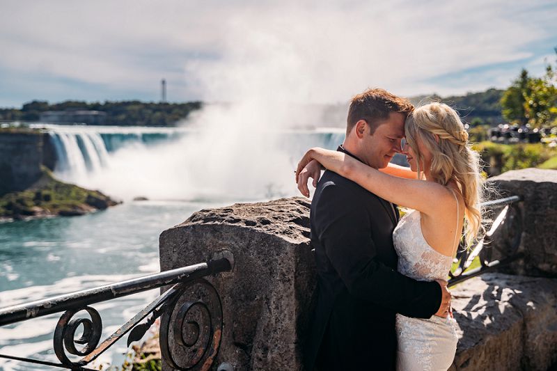 Niagara Falls Elopement